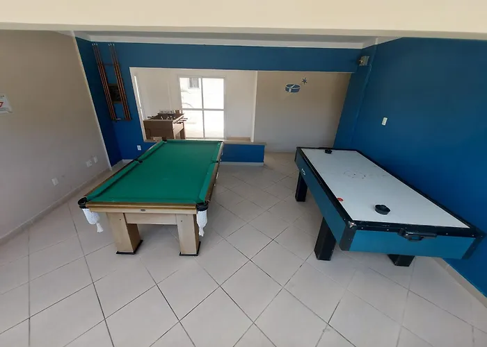 Apartamento A 50M Praia Maitinga, Wifi, Churrasqueira Na Varanda